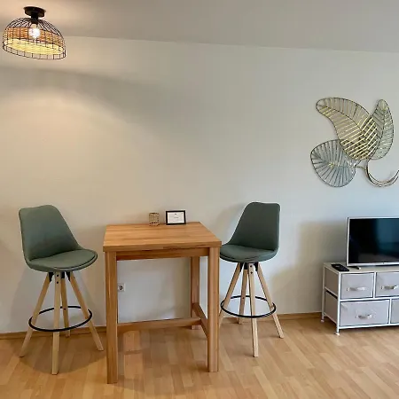 Ruhiges Studio Mit Kochnische *